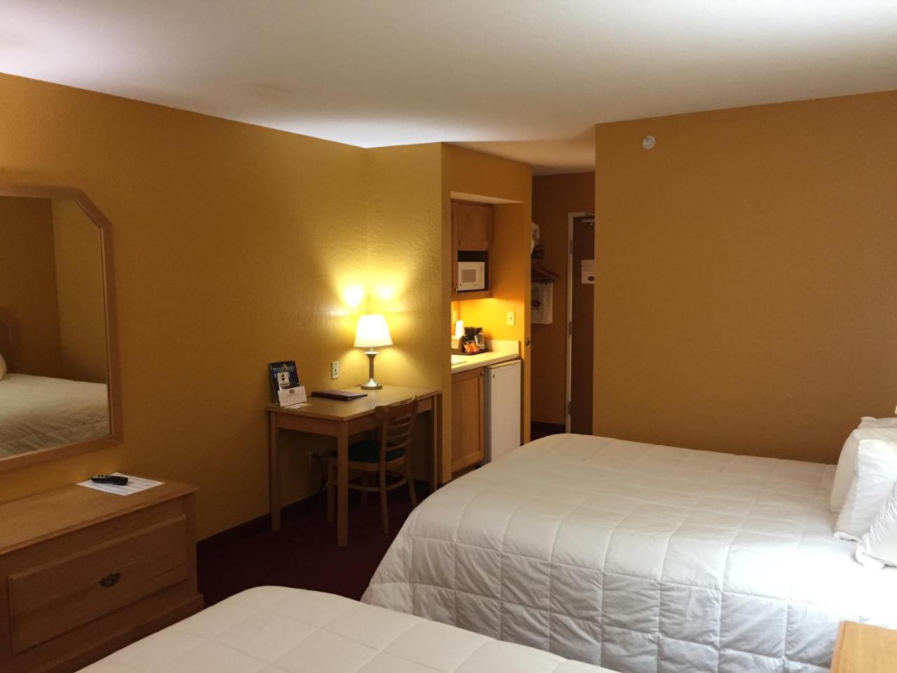 Parkfield Inn - Clinton Extérieur photo